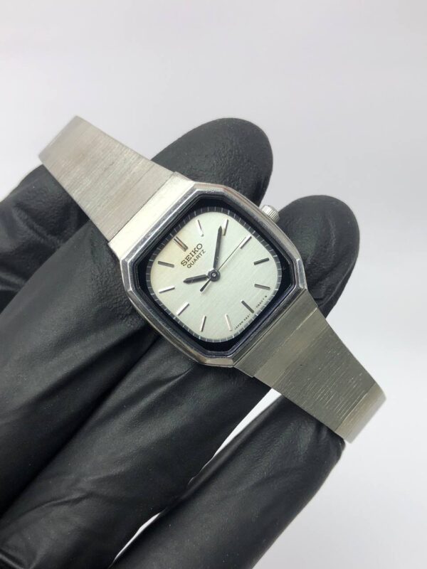 SEIKO QUARTZ VINTAGE - Gambar 4