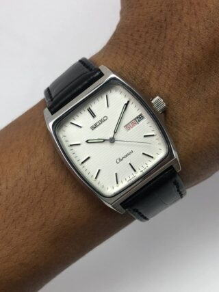 SEIKO CHRONOS SQUARE TEXTURE DIAL