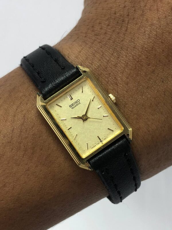 SEIKO TANK SNOWFLAKE DIAL