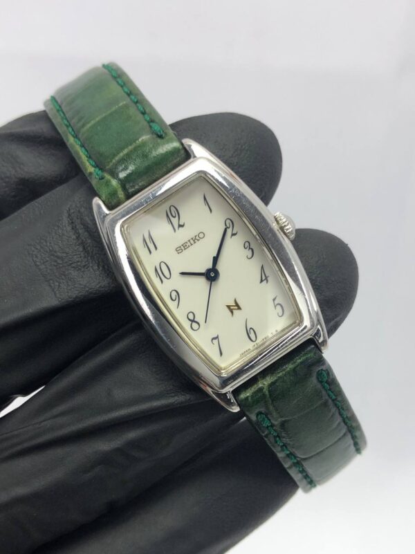 SEIKO N SAPPHIRE GLASS - Gambar 4