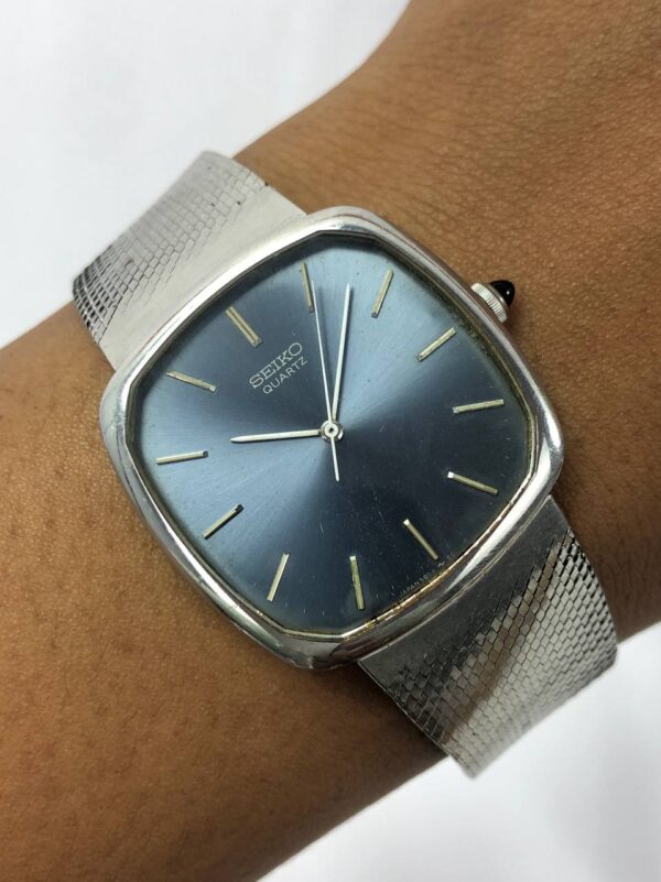 STYLISH SEIKO ICE BLUE DIAL