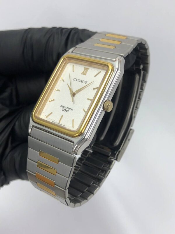ORIENT CYGNUS TANK TEXTURED DIAL - Gambar 3