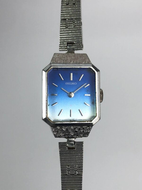 SEIKO LADIES BLUE DIAL