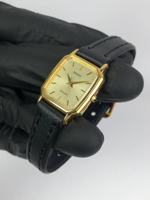 SEIKO EXCELINE TEXTURE DIAL - Gambar 3
