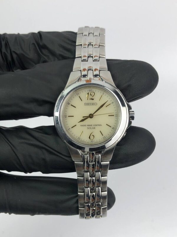 SEIKO RADIOWAVE LADY - Gambar 2