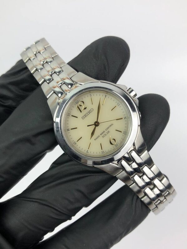 SEIKO RADIOWAVE LADY - Gambar 4