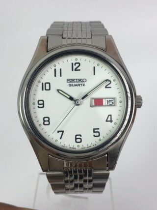 SEIKO QUARTZ DAYDATE