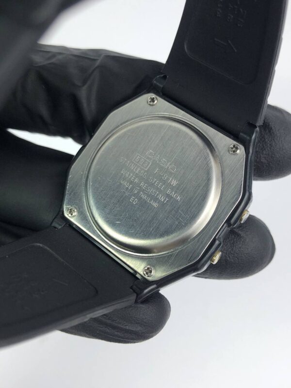 CASIO F91 - Gambar 9