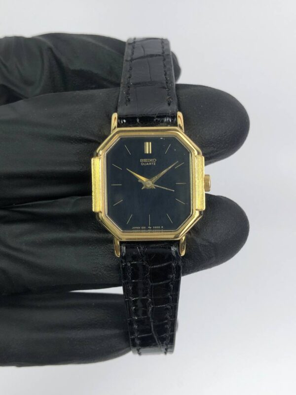 SEIKO HEKSAGONAL TEXTURE CASE RARE - Gambar 2