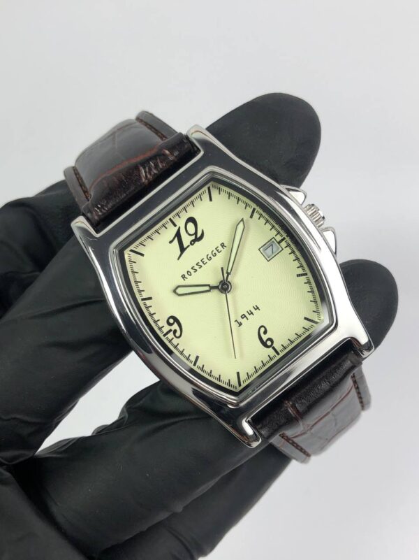 ROSSEGER TONNEAU JAPAN - Gambar 4