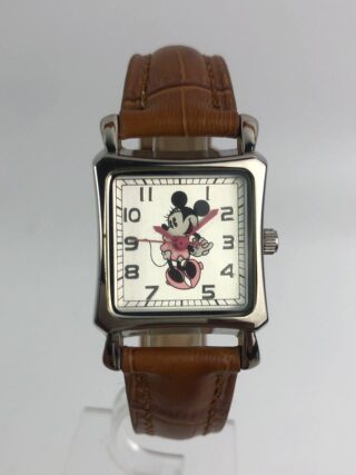 DISNEY WATCH SQUARE JAPAN
