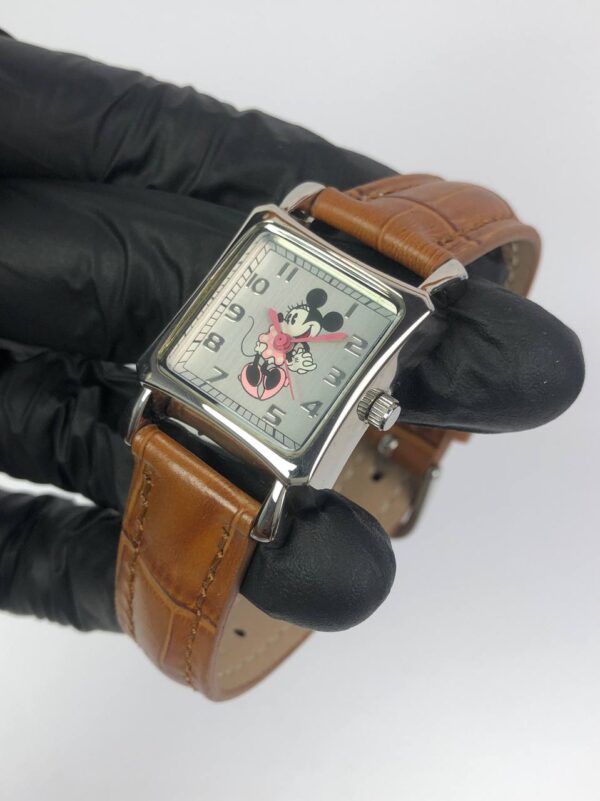 DISNEY WATCH SQUARE JAPAN - Gambar 3