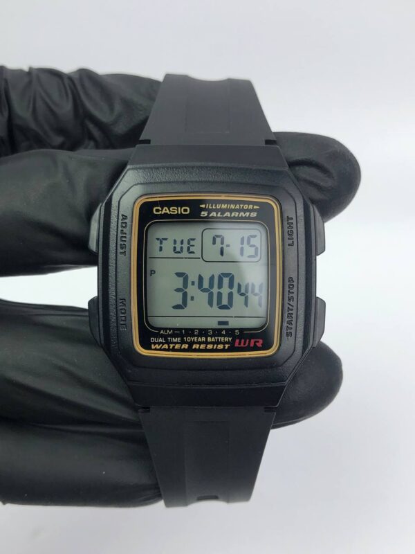 CASIO ILUMINATOR ALARM - Gambar 2