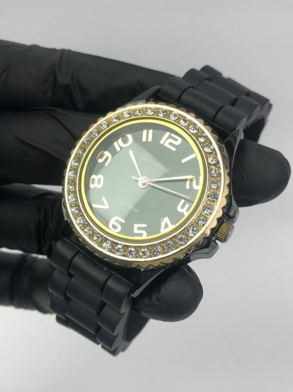 JAPAN WATCH GENEVA - Gambar 3