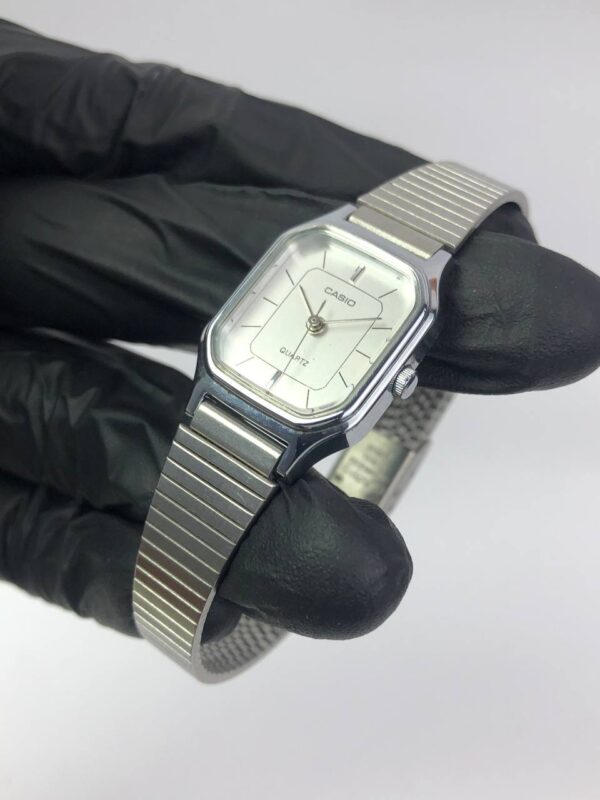 CASIO SQUARE LADIES - Gambar 3
