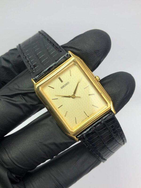 SEIKO TANK TEXTURED DIAL - Gambar 5
