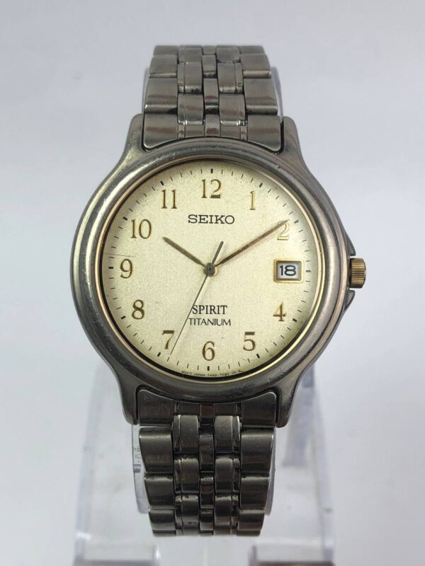 SEIKO SPIRIT ALL TITANIUM