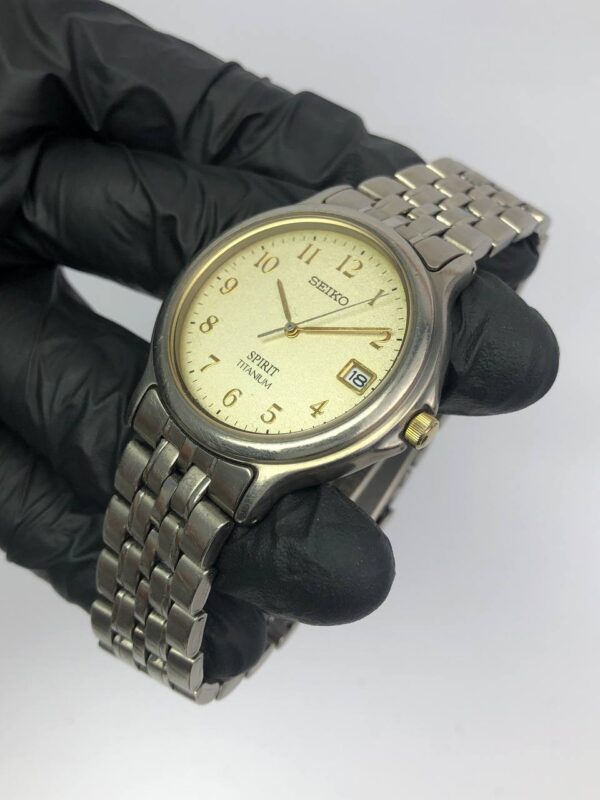 SEIKO SPIRIT ALL TITANIUM - Gambar 3
