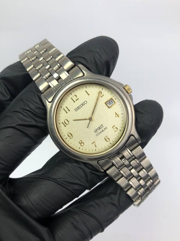 SEIKO SPIRIT ALL TITANIUM - Gambar 4