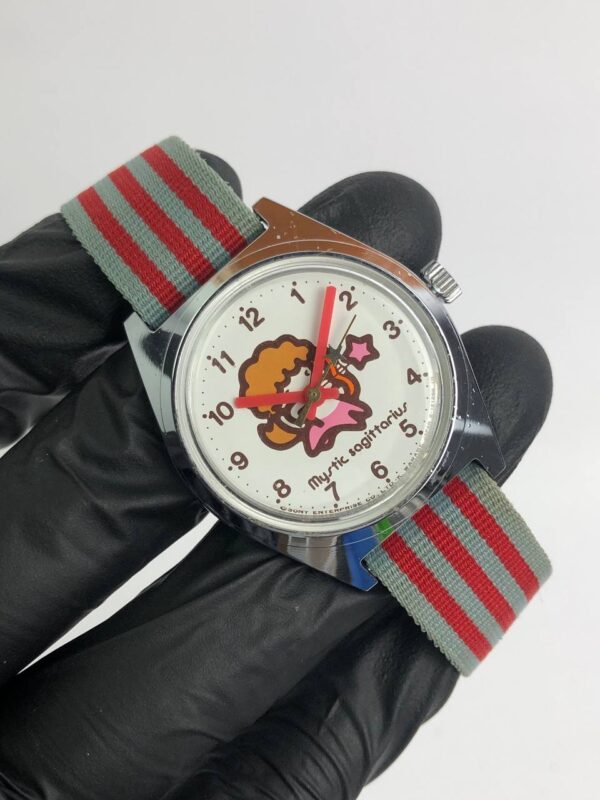 JAM KARAKTER VINTAGE MANUAL - Gambar 4