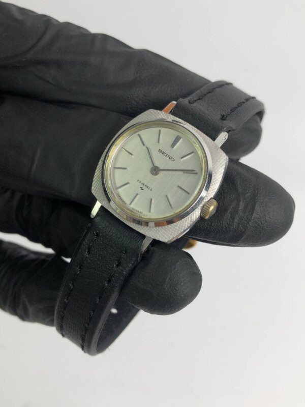 SEIKO LADY 2519 MANUAL - Gambar 3