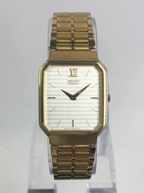 SEIKO QUARTZ SQUARE