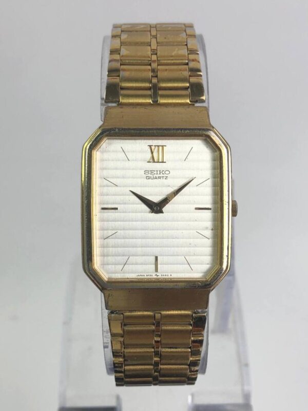 SEIKO QUARTZ SQUARE