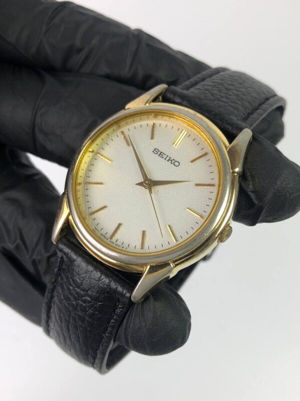 SEIKO QUARTZ TEXTURE DIAL - Gambar 3
