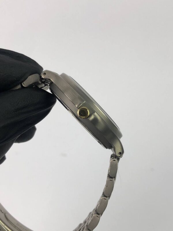 SEIKO WAFFLE DIAL FULL TITANIUM - Gambar 6