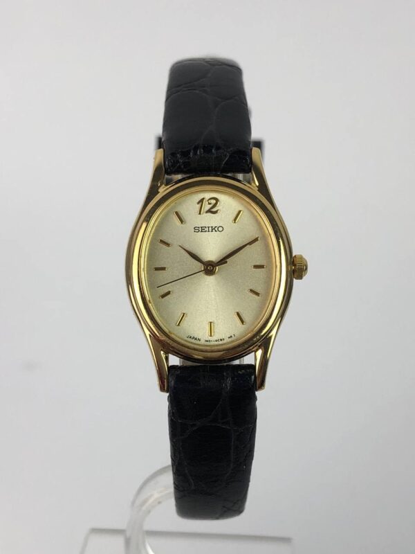 SEIKO OVAL VINTAGE ALL ORI