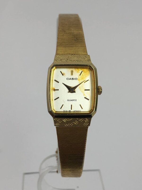 CASIO QUARTZ