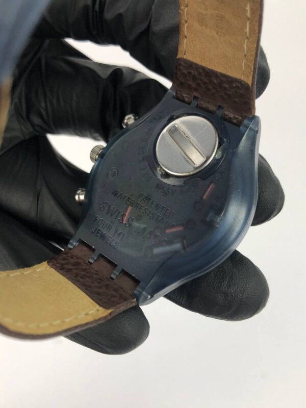 SWATCH CHRONOGRAPH MOON LOOKS SUB DIAL - Gambar 8