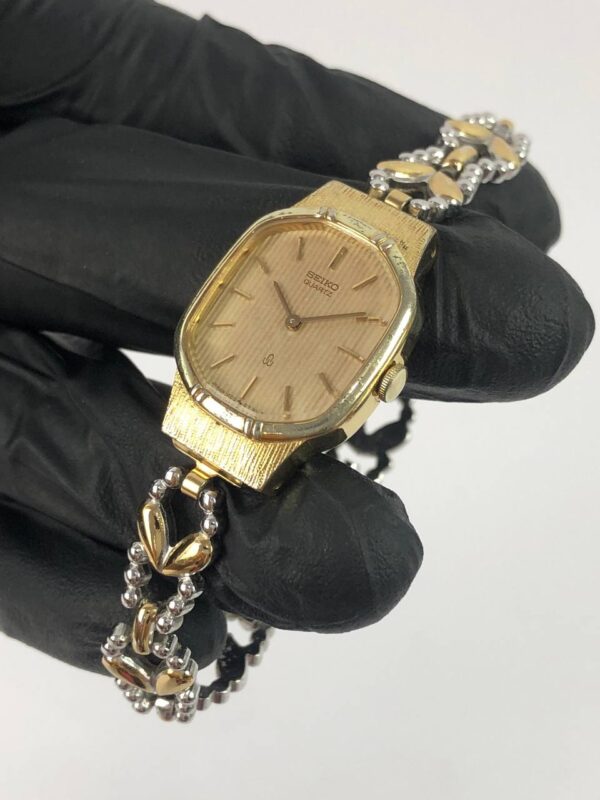 SEIKO QUARTZ VINTAGE - Gambar 3