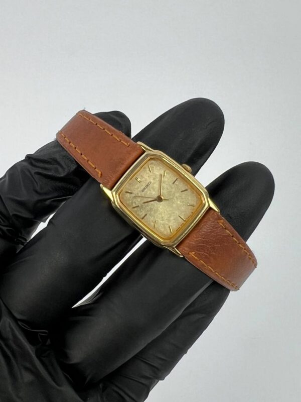 SEIKO SPIRIT SNOWFLAKE LADIES - Gambar 3