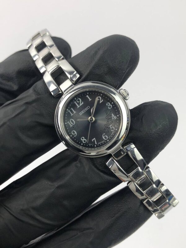 SEIKO LADIES FULL STEEL - Gambar 5