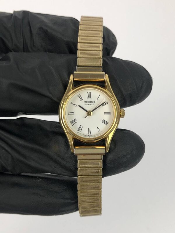 SEIKO QUARTZ ROMAN DIAL - Gambar 2