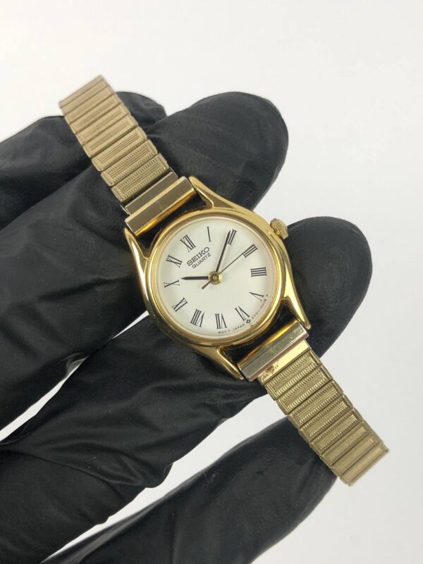 SEIKO QUARTZ ROMAN DIAL - Gambar 3