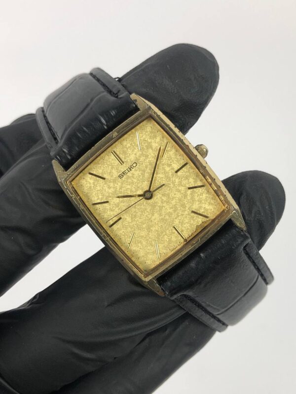 SEIKO SQUARE PRIA TEXTURE DIAL - Gambar 4