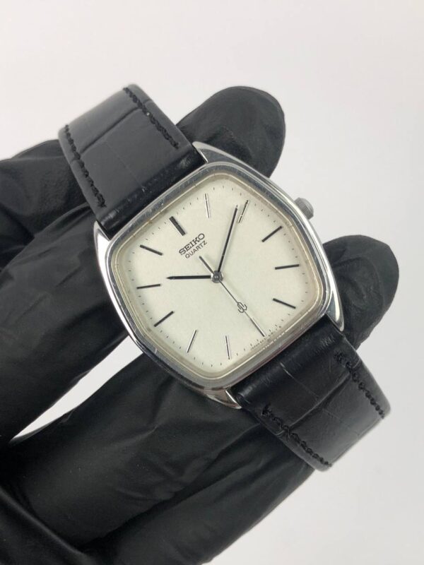 SEIKO QUARTZ KLASIK PRIA - Gambar 4