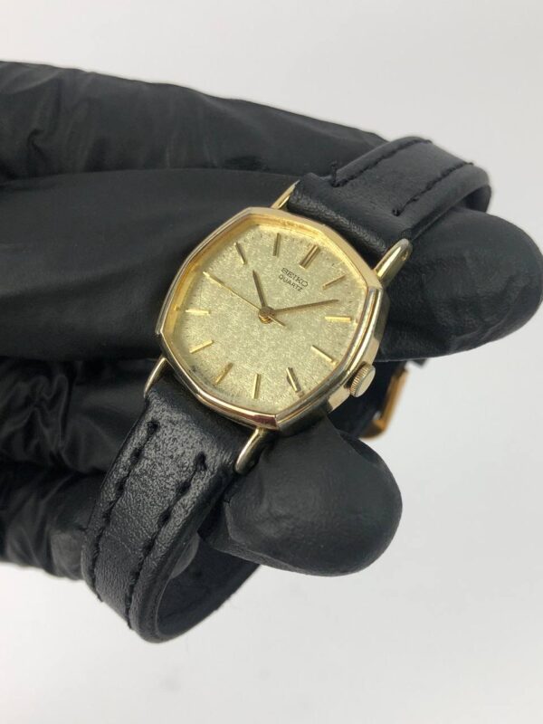 SEIKO MULTIGONAL CASE SNOWFLAKE DIAL - Gambar 4
