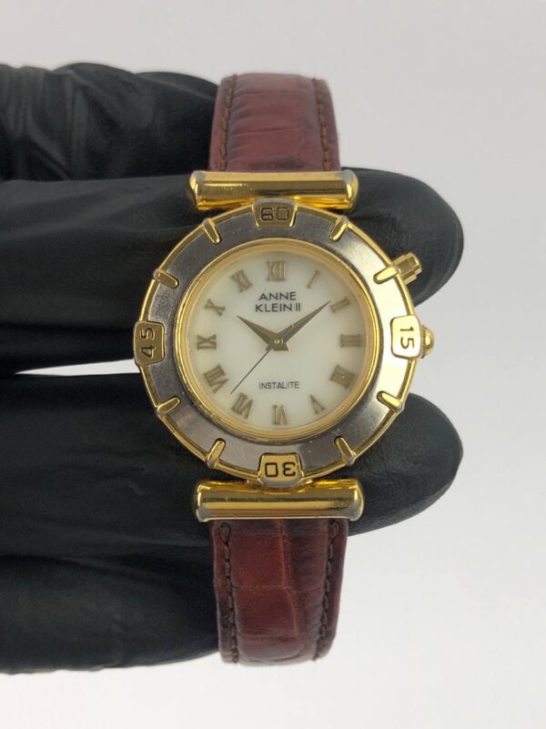 ANNE KLEIN II - Gambar 2