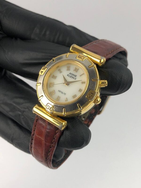ANNE KLEIN II - Gambar 3