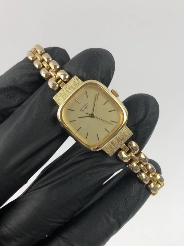 SEIKO QUARTZ VINTAGE - Gambar 4