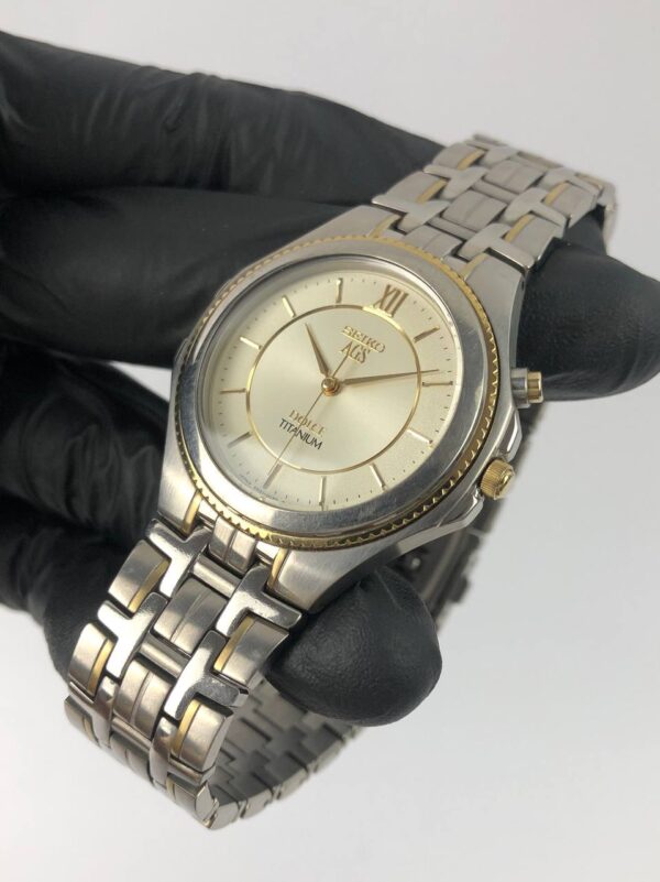 SEIKO DOLCE AGS FULL TITANIUM - Gambar 3