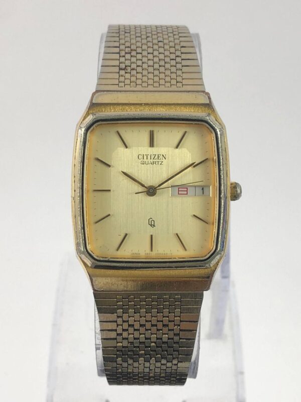 CITIZEN DAYDATE QUARTZ