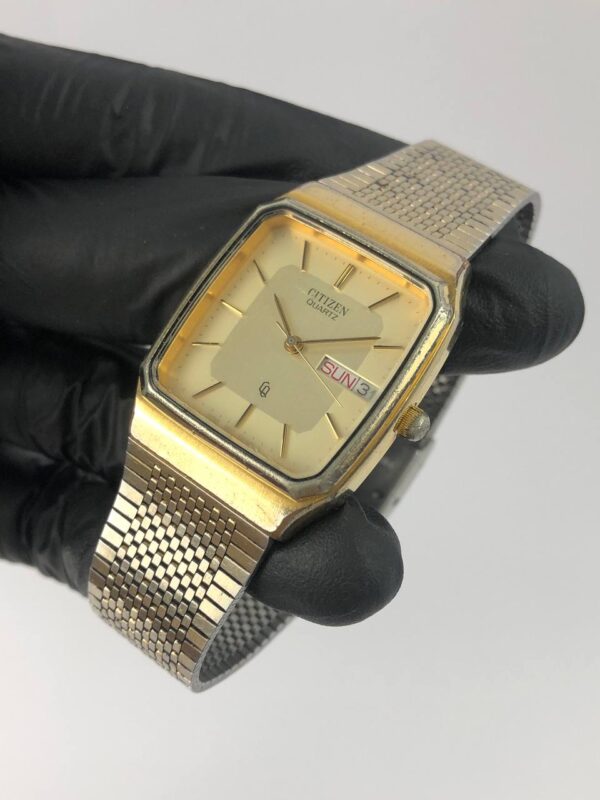 CITIZEN DAYDATE QUARTZ - Gambar 3