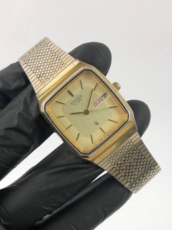 CITIZEN DAYDATE QUARTZ - Gambar 4