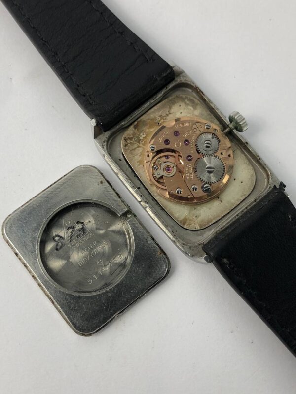 OMEGA GENEVE TANK MANUAL - Gambar 8