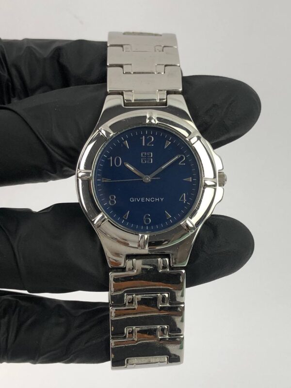 GIVENCHY SWISSMADE ORIGINAL - Gambar 2