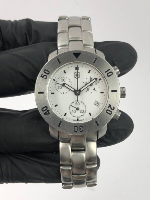 VICTORINOX CHRONOGRAPH SWISSMADE - Gambar 2